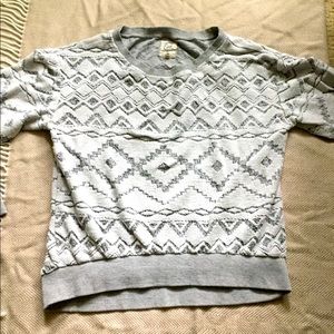 M - Tribal Sweater 🩶